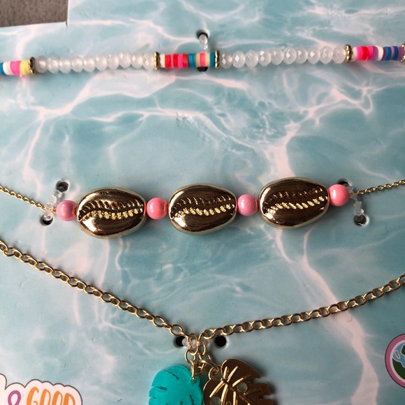 Set of 3 ~ Tropical Layered Necklaces - Picture 3 of 6